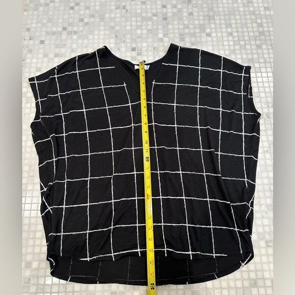 Vince Black and White Windowpane Relaxed Short Sleeve Shirt - Picture 7 of 10